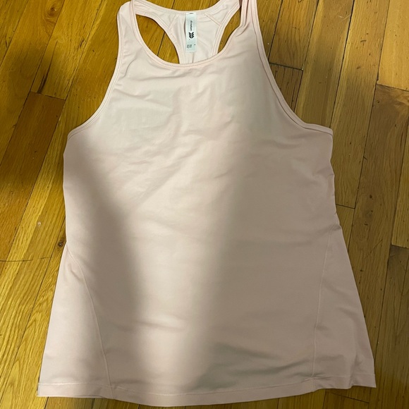 Workout Top - Picture 1 of 2